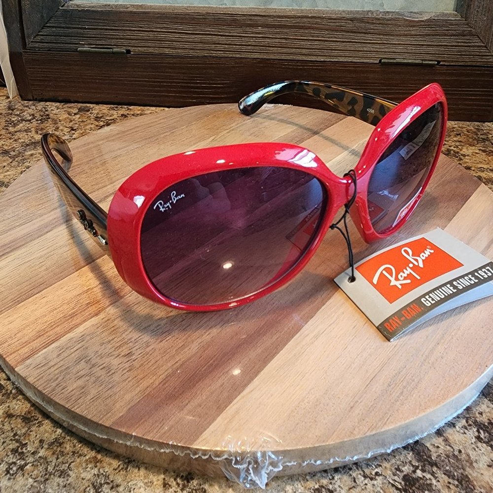 Ray Ban